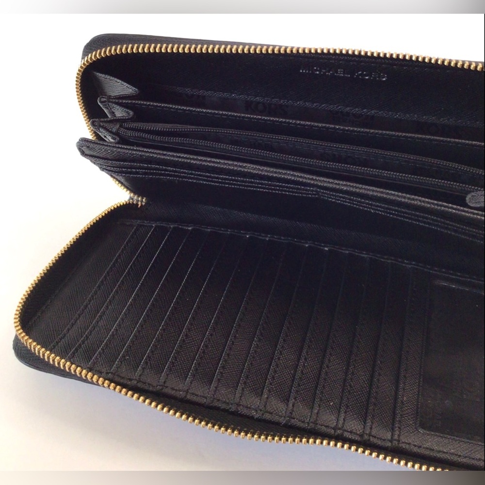 Michael Kors Large Leather Black Wallet - Picture 8 of 9